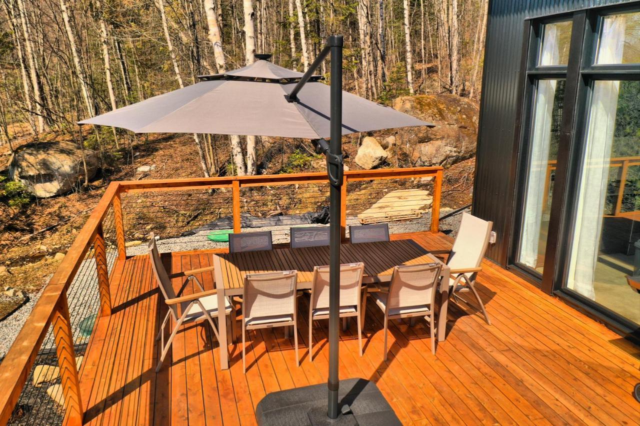 Kallm-Mont-Tremblant Chalet With Hot Tub, Pond & Beach On Private 7Acre Estate Villa Lac-Superieur Exterior foto